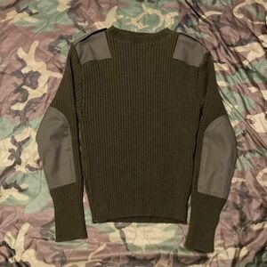 DSCP wool commando sweater vintage nylon patches epaulets size 40/18.5